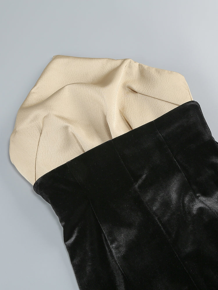 Schwarzes Maxikleid aus Samt